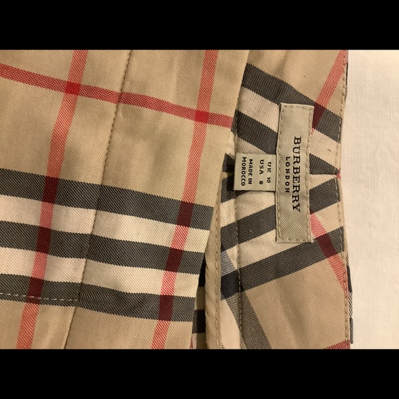 Size 6 Authentic Burberry Women’s Bermuda short - Picture 4 of 4